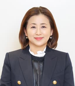 ド・ケルコフ 麻衣子のプロフィール画像